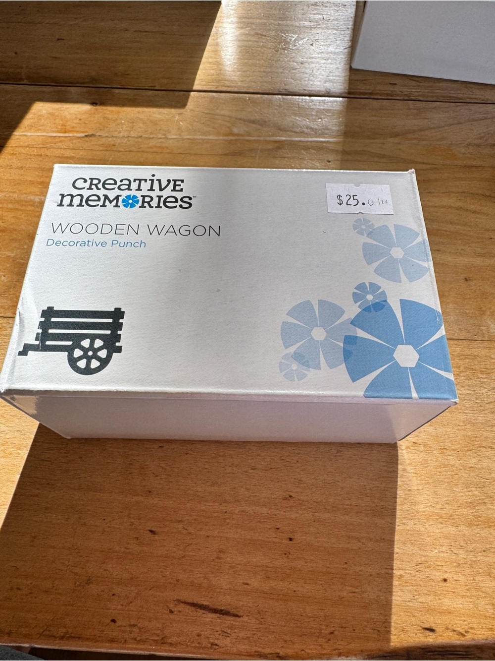 Creative Memories Wooden Wagon Decorative Punch